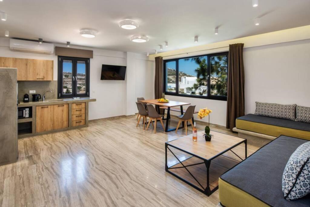 סנטוריני Christianna & George Luxury Hot Tub Apartment מראה חיצוני תמונה