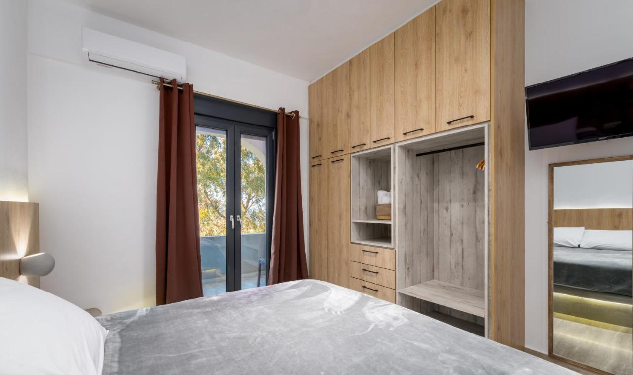 סנטוריני Christianna & George Luxury Hot Tub Apartment מראה חיצוני תמונה