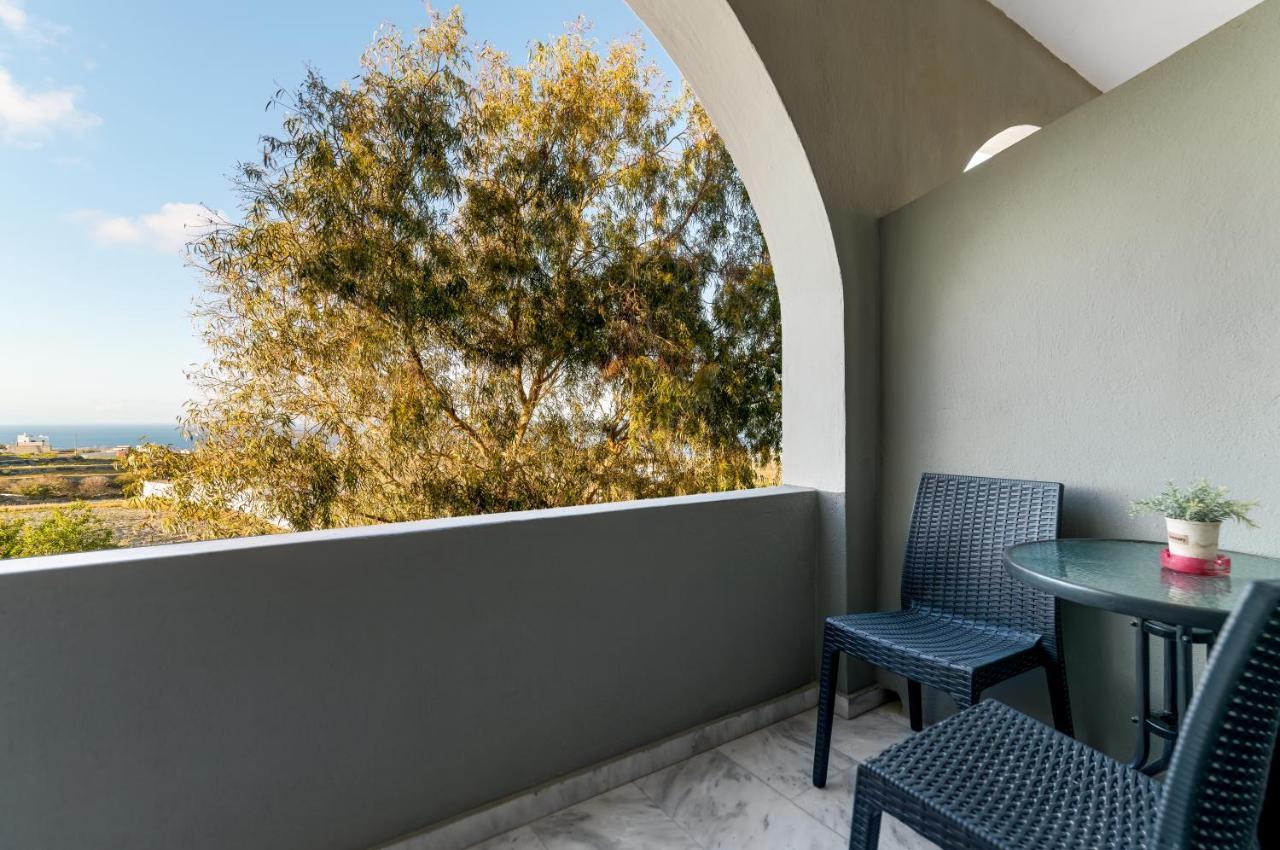 סנטוריני Christianna & George Luxury Hot Tub Apartment מראה חיצוני תמונה